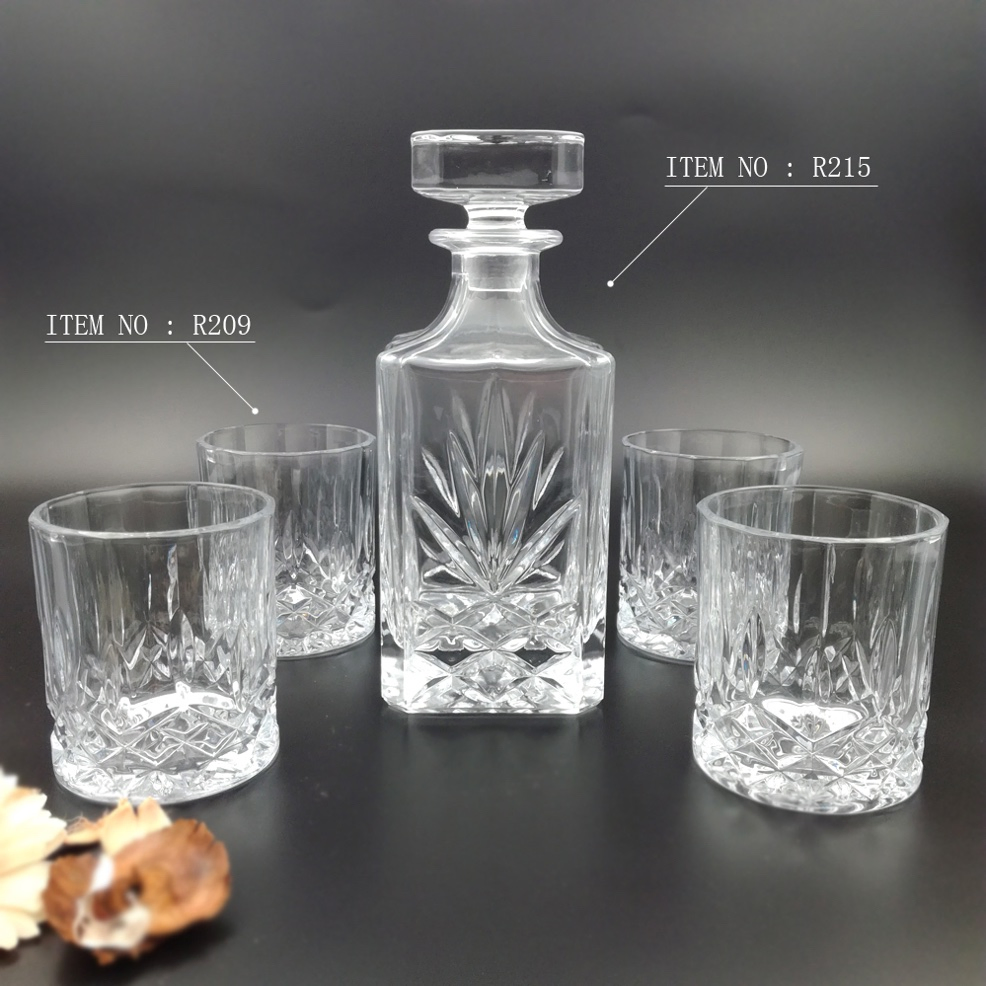 Набор бокалов для виски 4 предмета в подарочной коробке