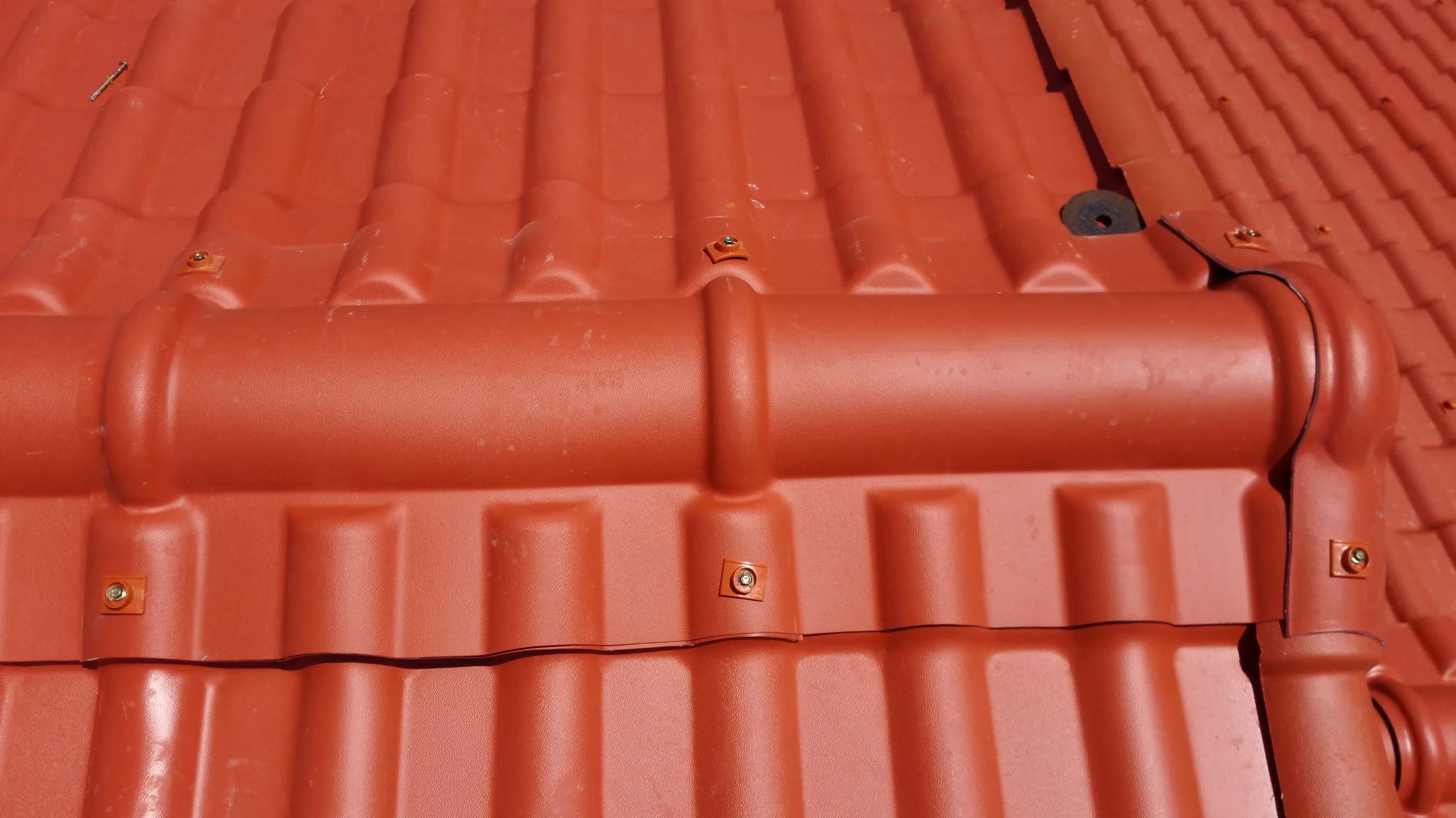 China ASA Synthetic Resin Roof Tiles