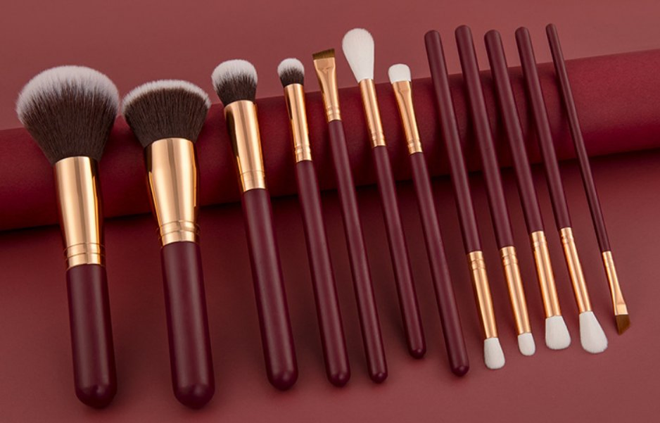12PCS Makeup Brush Set Beginners Makeup Tools Foundation Concealer Eye Shadow Brush Full Set of Soft Brush Wholesale