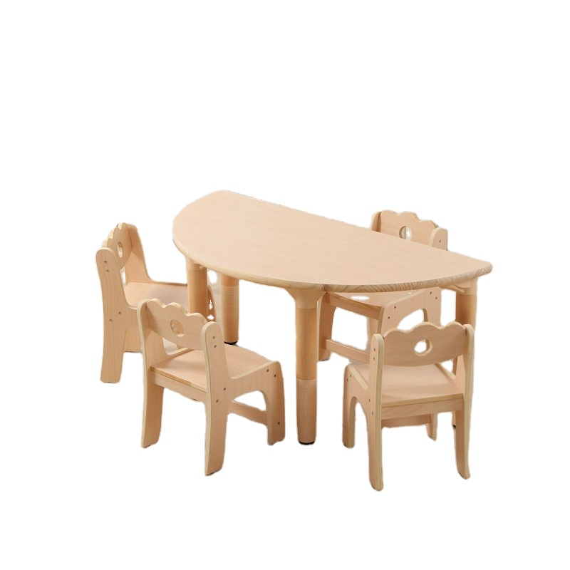 Стол и стулья детские деревянные комплект