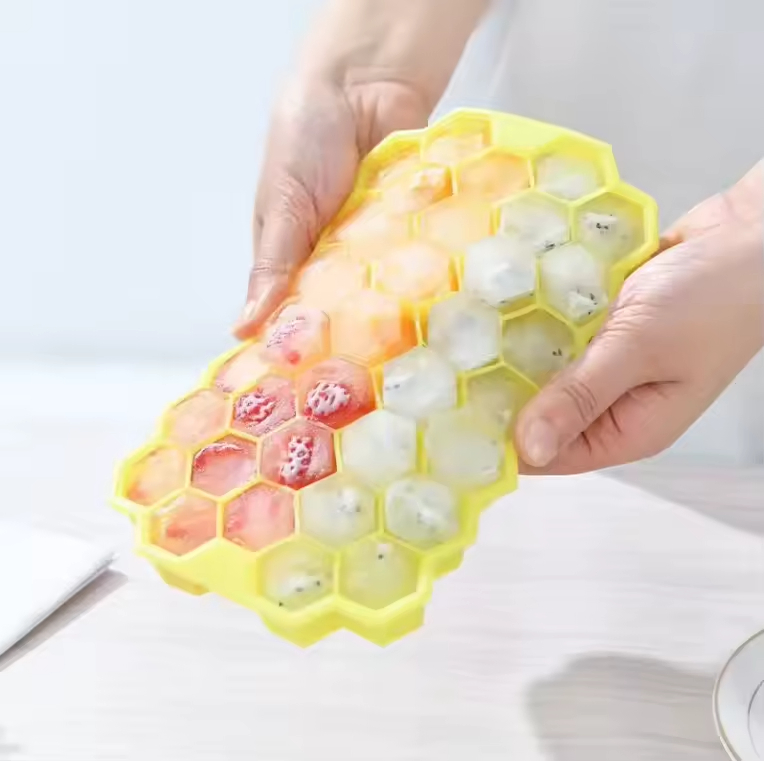 BPA Free Food Grade Silicone Ice Cream Mold Honeycomb Silicone Ice Cube Tray with Lids