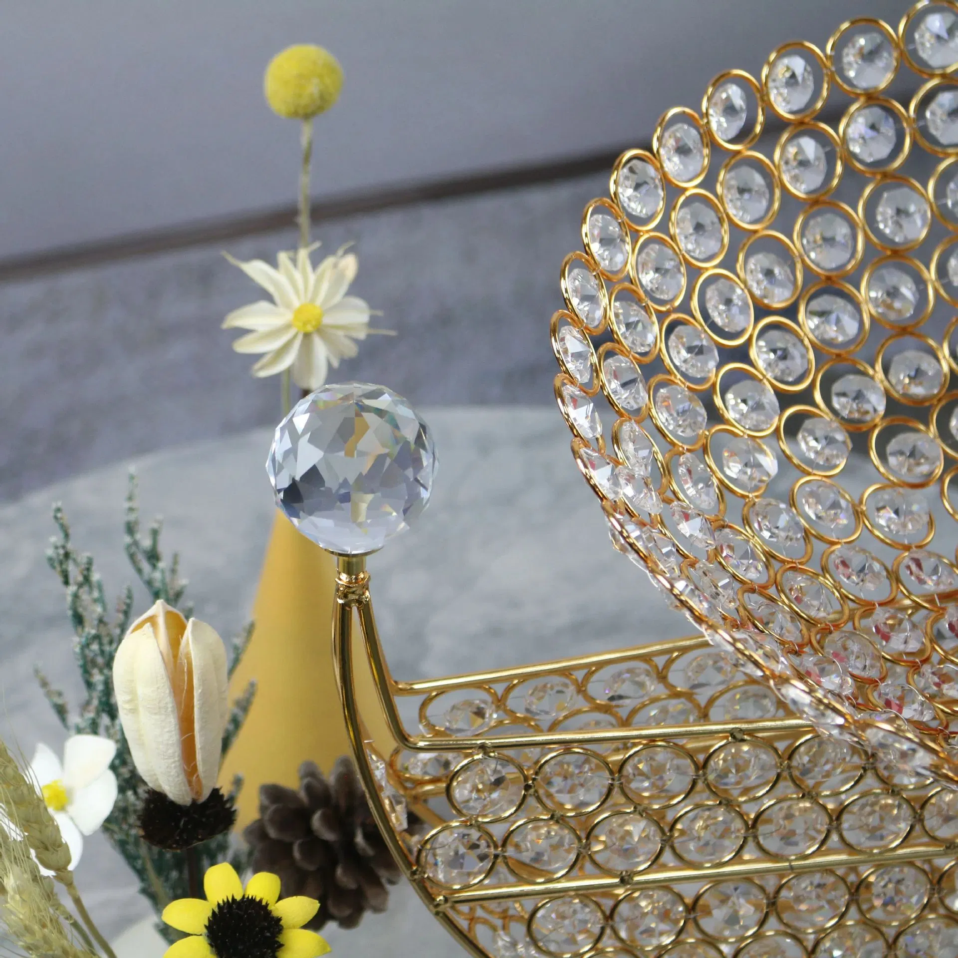 Wholesale Market Kitchen Utensils Gold Plated Iron Tray with Plastic Bowl Set Candy Tray