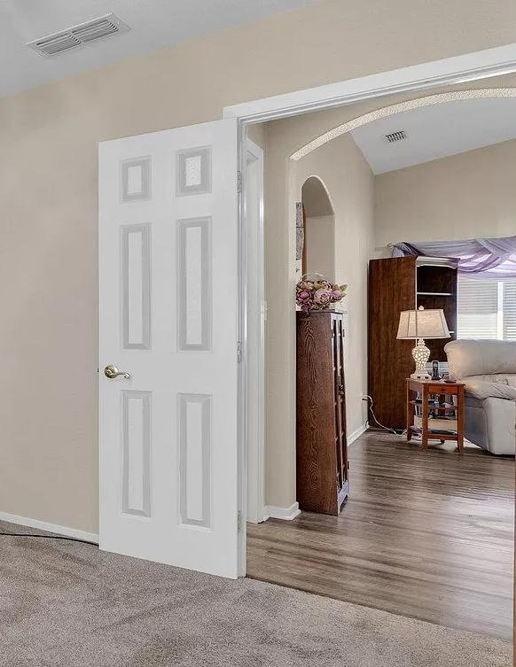 Interior MDF Wooden Door Solid Shaker Door Prehung with Frame