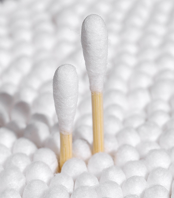 200 PCS Bagged Household Cotton Swabs - Disposable Double-Head for Daily Cleaning & Makeup