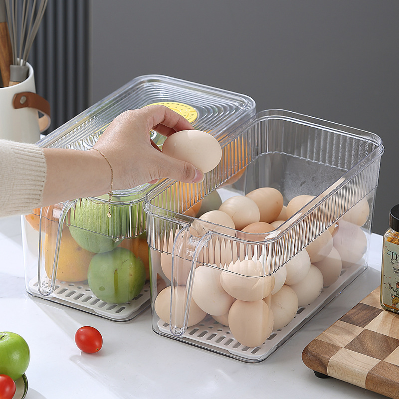 Герметичный контейнер для хранения еды с ручкой