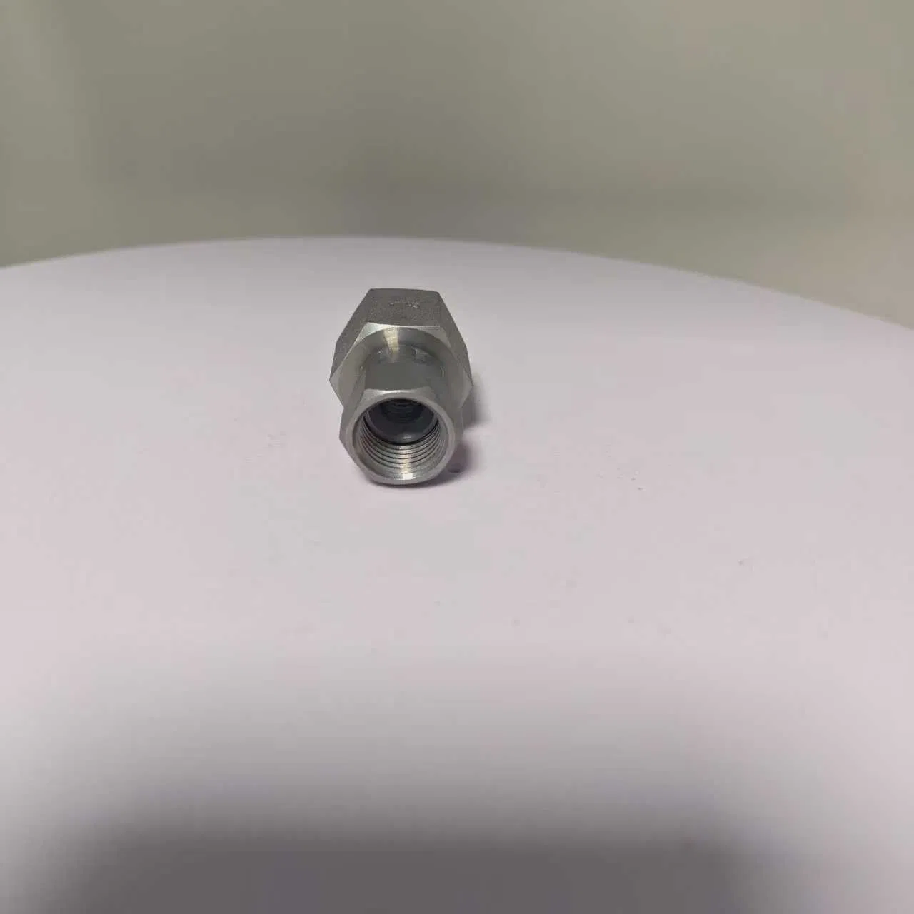 Поворотный фитинг Parker 6-6 G6X-S с внутренней резьбой