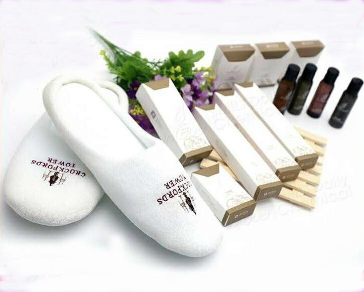 Hotel Amenities Set with Box Packing for Hotel Room Using Factory Price