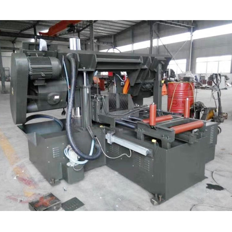 Станок ленточнопильный вертикальный с автоподачей стола