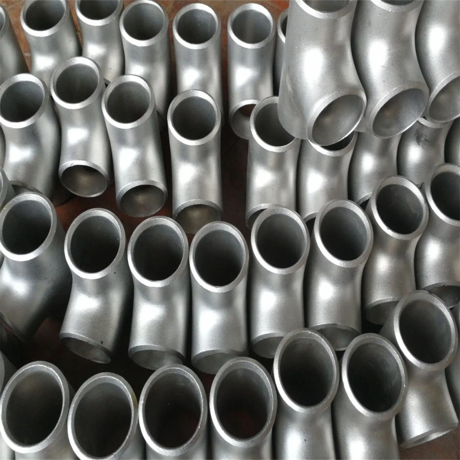 Stainless Steel Pipe Fitting/Pipe End Cap/Tee/Pipe Connectors/Lap Join Flange Stub End 301 201 202 304 304L 316 431 AISI 316lect Fittings