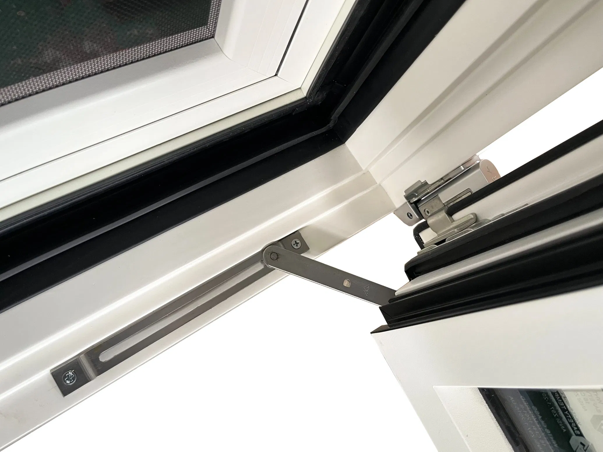 Penjoy Nfrc Certified Passive House Triple Glass Energy Saving Wooden in-Swing Tilt and Turn Windows