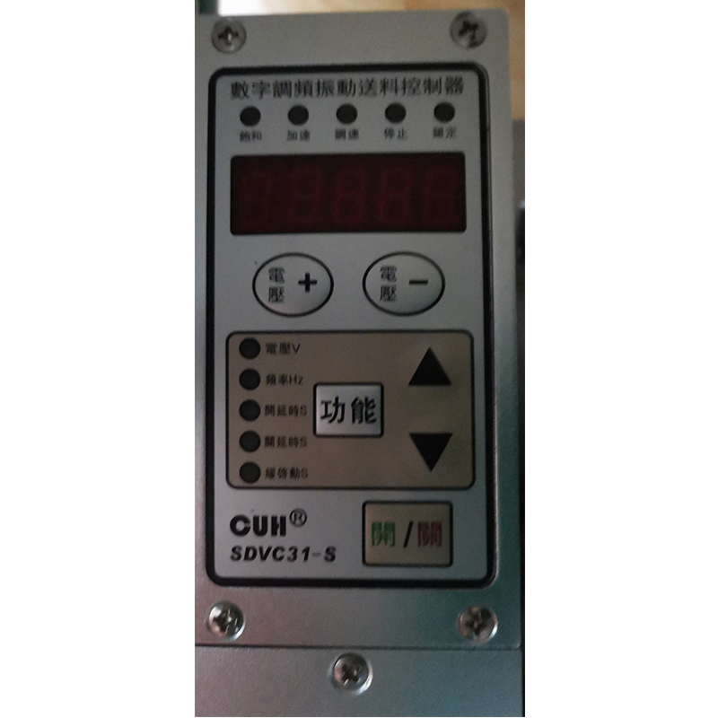Автоматическая заклепочная машина с PLC-экраном 3.2-4.8мм