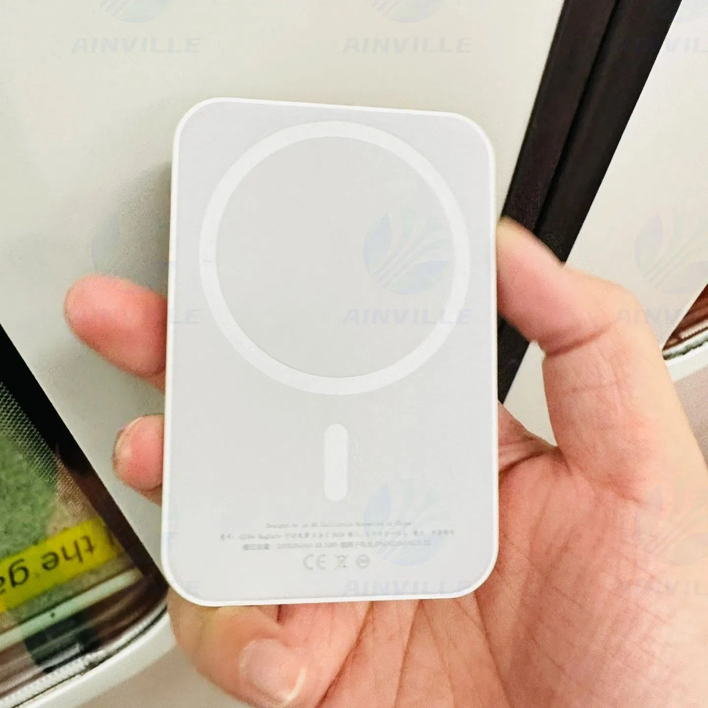 Origin 1: 1 Magnetic Battery Pack Mag Powerbank Safe Mobile Phone Portable Mini Wireless Charger Power Bank