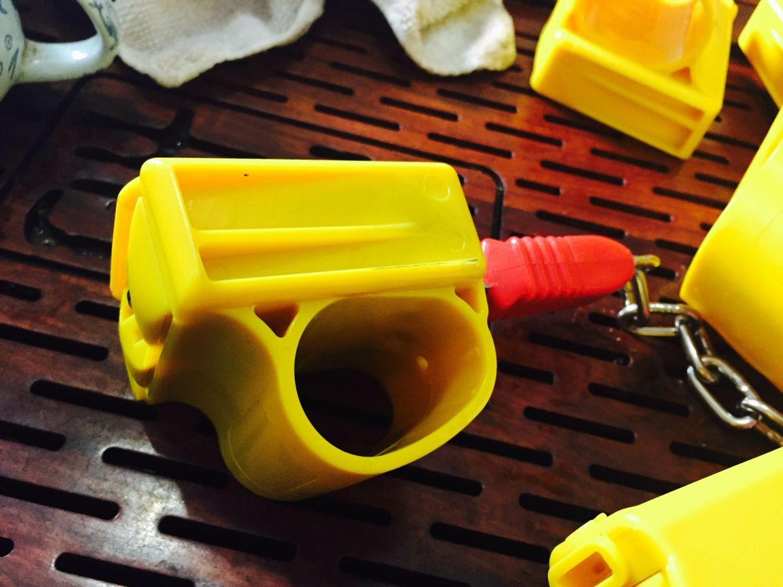 L112 Trolley Cart Coin Lock System with Key Chain, Supermarket Trolley Coin Lock