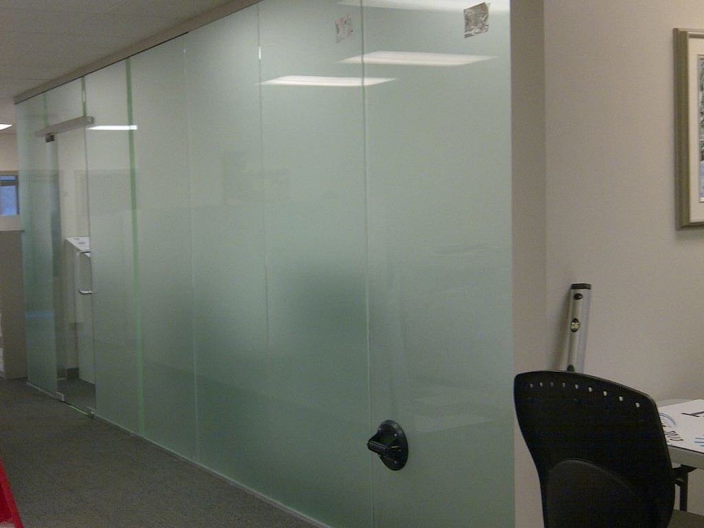 Clear/Colored Acid Etched Glass/Frosted Glass/Sandblasted Glass for Bathroom/Office/Building