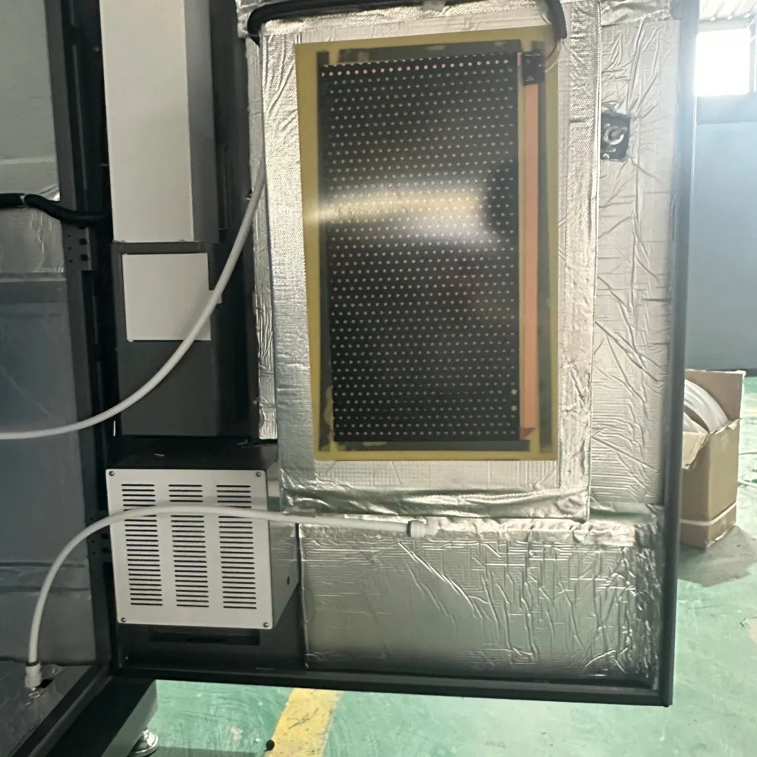 Fully Automatic Outdoor 220V Coin and Paper Money Payment Self-Service Drinking Water Vending Machine