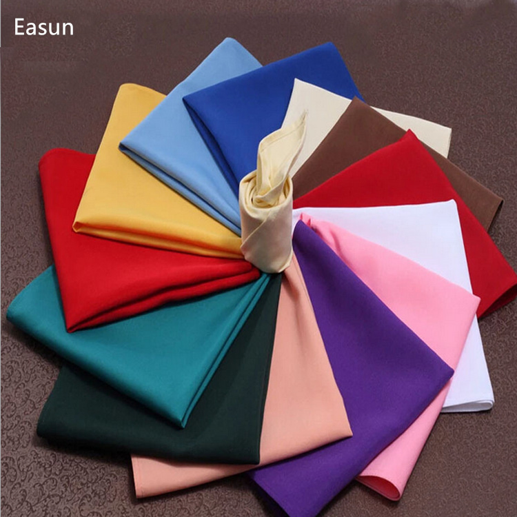 Wholesale Airline Checkered Tablecloth Disposable Dinner Napkins