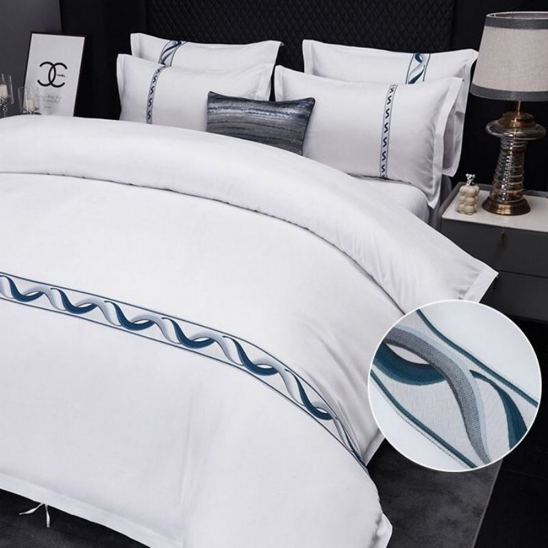 OEM/ODM Wholesale Luxury White Soft Duvets Covers 100%Cotton/Pure Silk Printed Bedsheet Comforter Set Home Bedroom Hotel Bedding