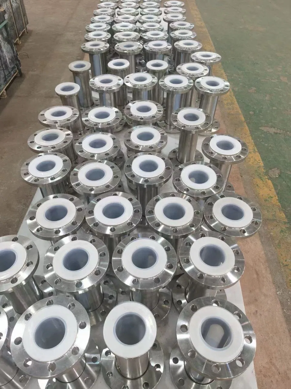 Carbon Steel PTFE/PFA Lined Straight Pipe/Spools