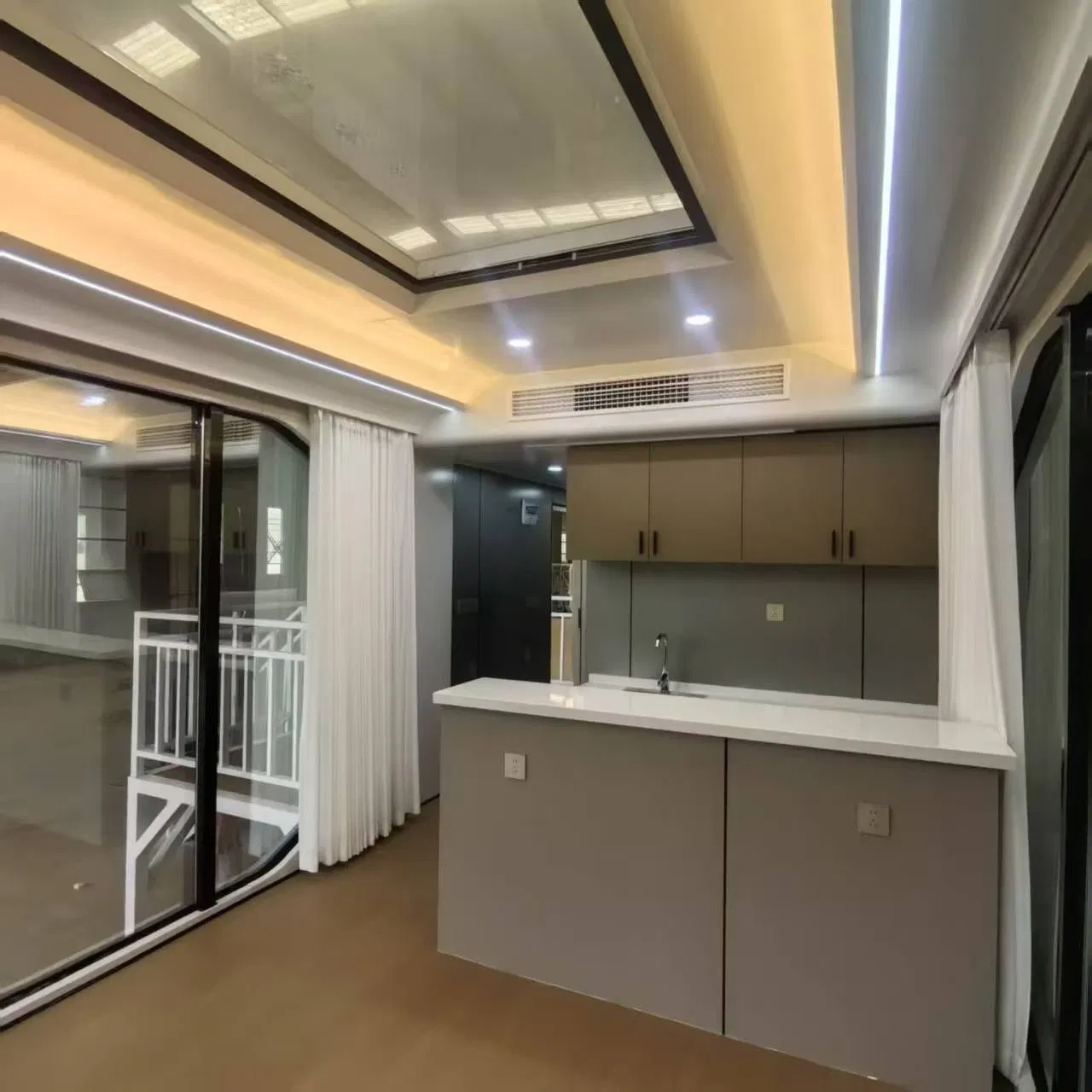 Smart and Convenient Mobile Hotels Prefab Space Capsule House