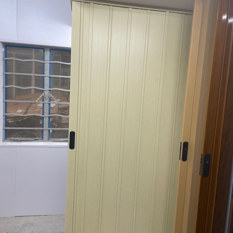 Competitive Price Solid Color PVC Plastic Folding Door for Internal Room Decoration