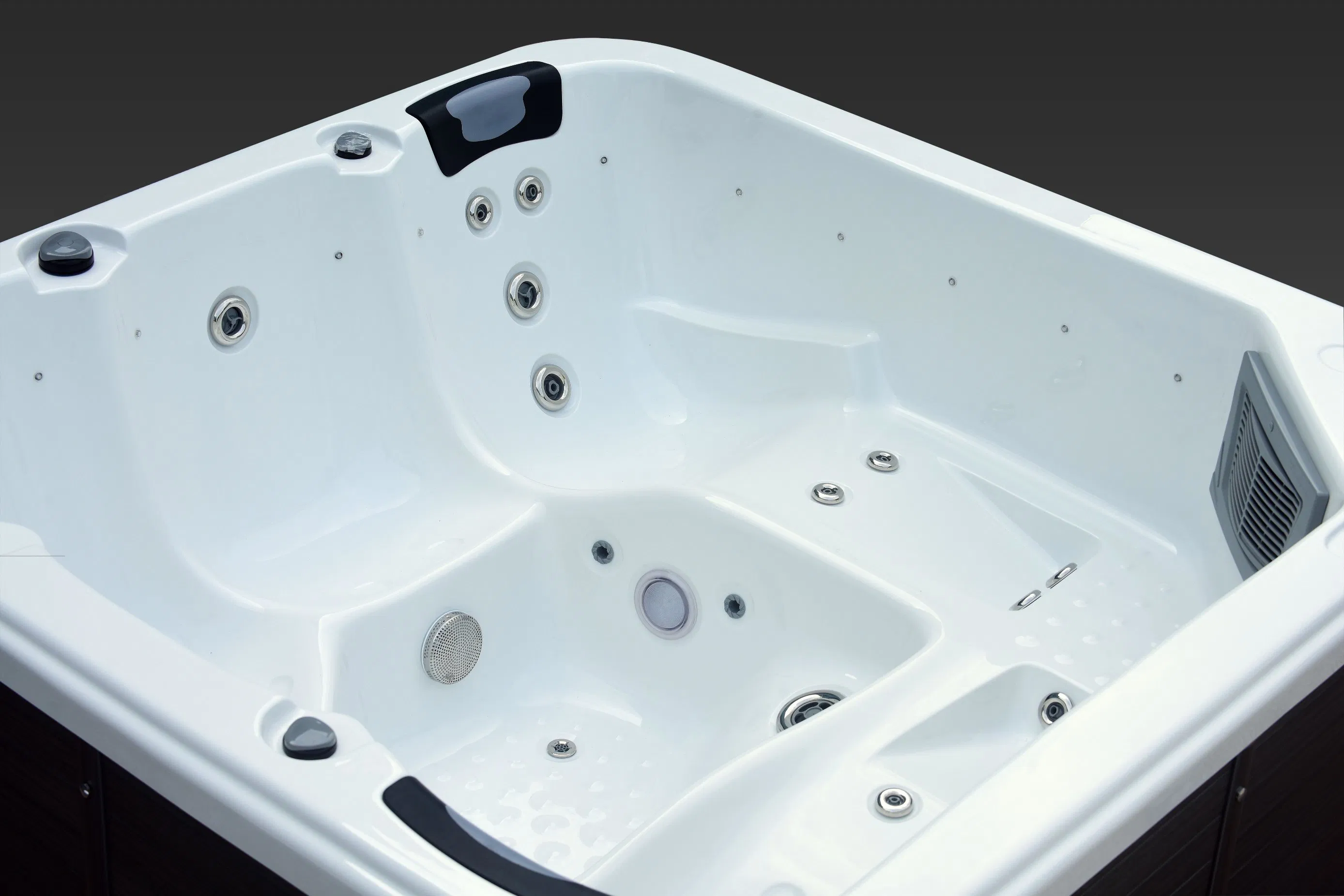 Портативный спа-бассейн Hotspring на 6 человек