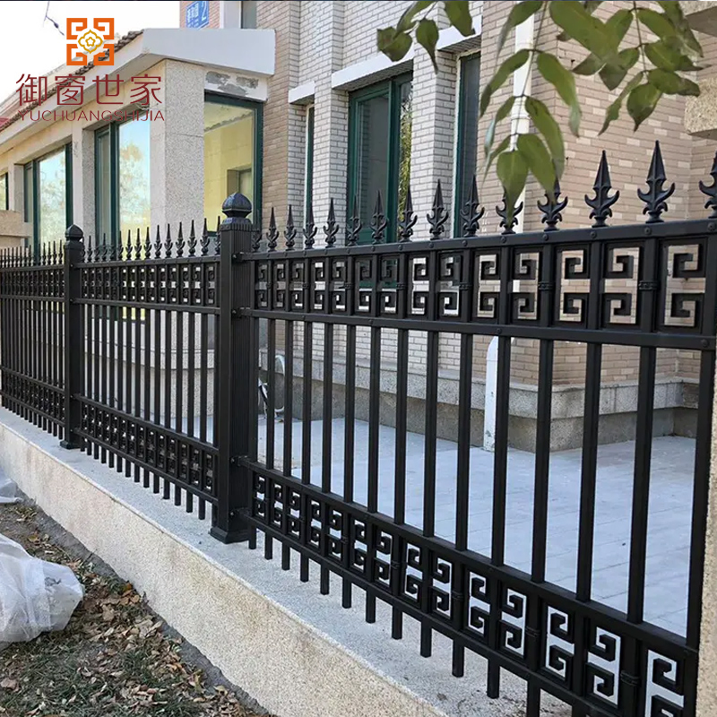 Iron Decoration Garden Fence Railing Building Material Panel Aluminum Fence for Balcony