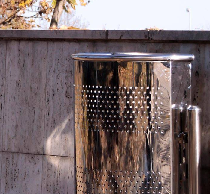 30L Metal Trash Can Galvanized Steel Garbage Can Ash Bin Lid Outdoor Garbage Bin