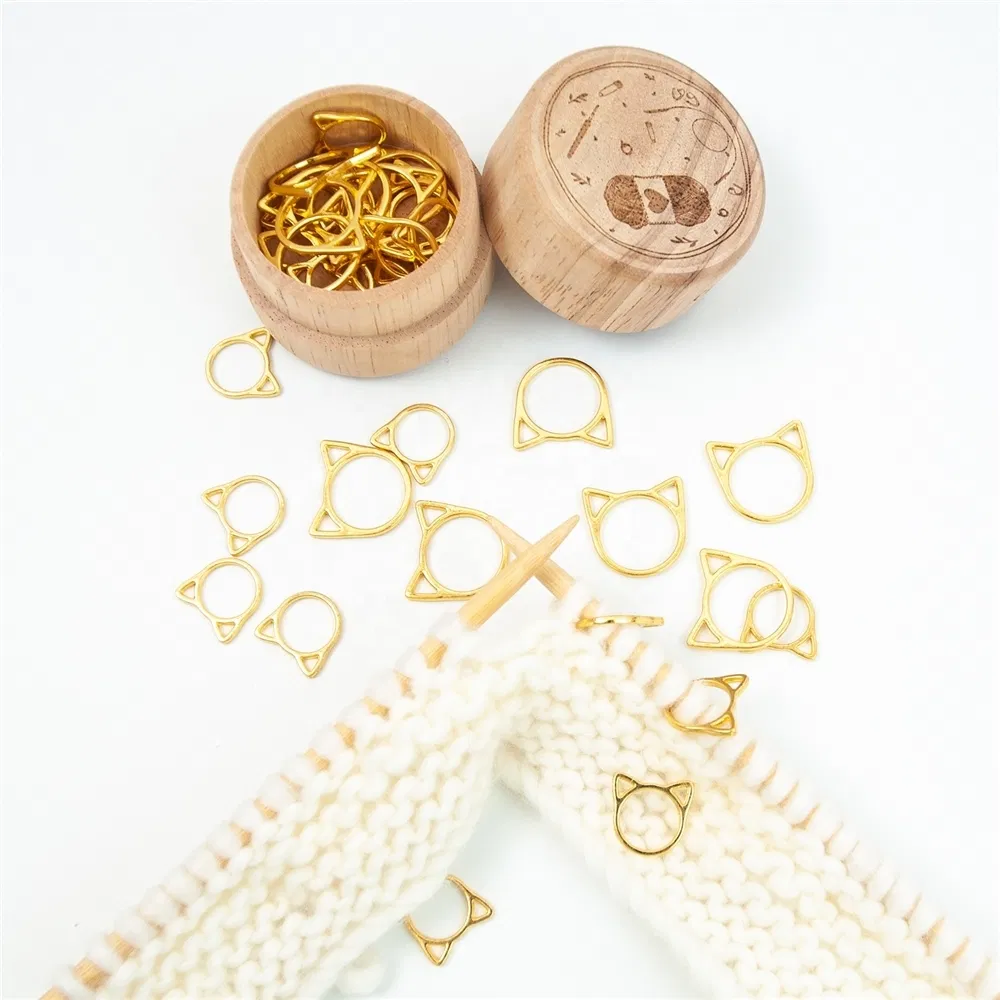 30 Pieces Knitting Stitch Markers Gold Color in Wooden Box Crochet Locking Knitting Stitch Counter Cat Shape