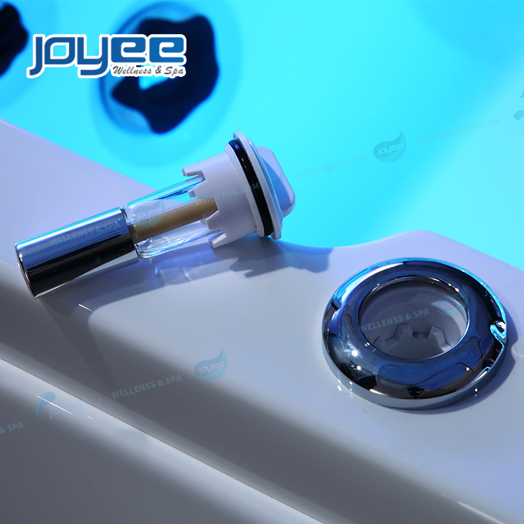 Угловая акриловая ванна Joyee с гидромассажем и деревянным каркасом