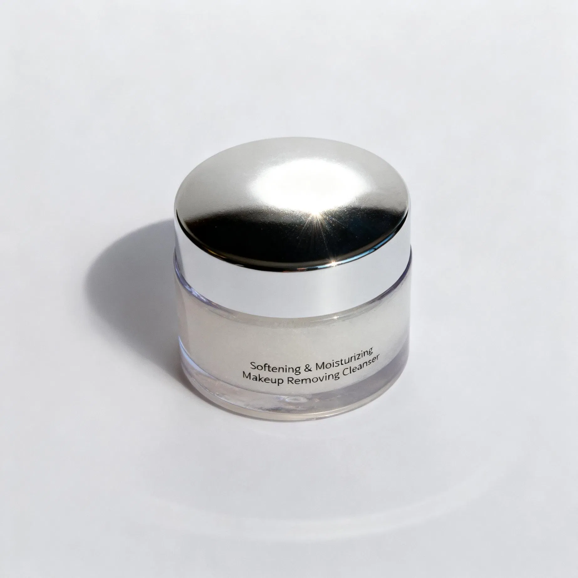 pH Balanced Technology and Soothing Face Cleanser with Moringa Oil and Bisabolol for Tear Fluid Compatibility