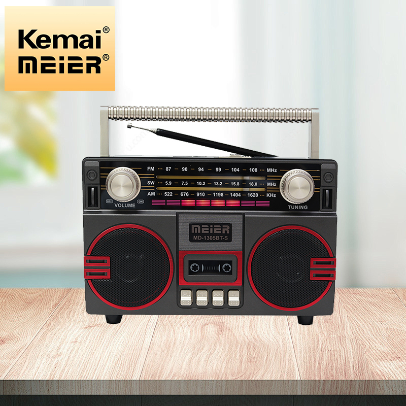 Exquisite and Elegant Tape Recorder Cassette Player Retro Four-Speaker Cassette Radio