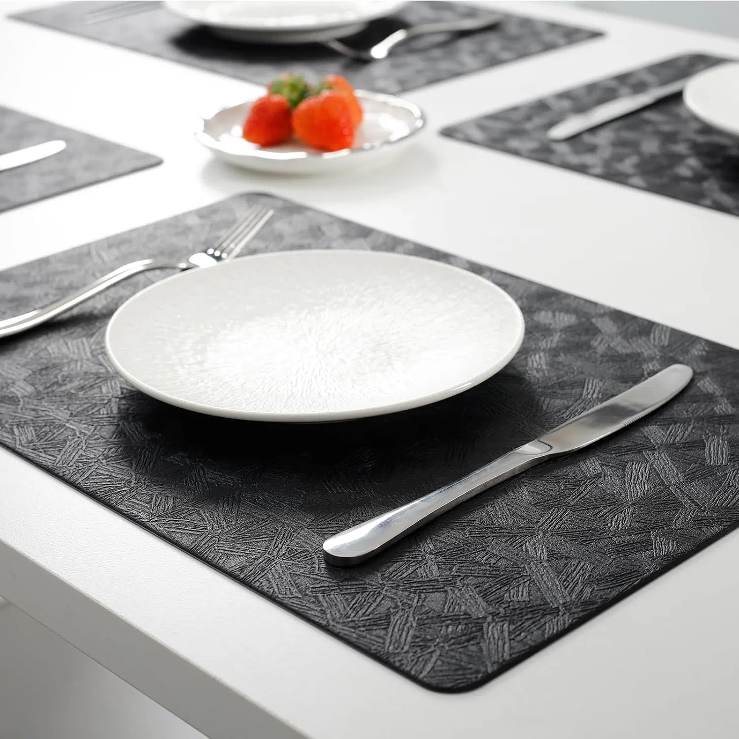 Vinyl Placemats Set of 6 Heat Resistant Easy Clean Non-Slip Place Mats for Dining Table. Faux Leather Waterproof Stain Resistant Wipeable Washable PU Table Mats