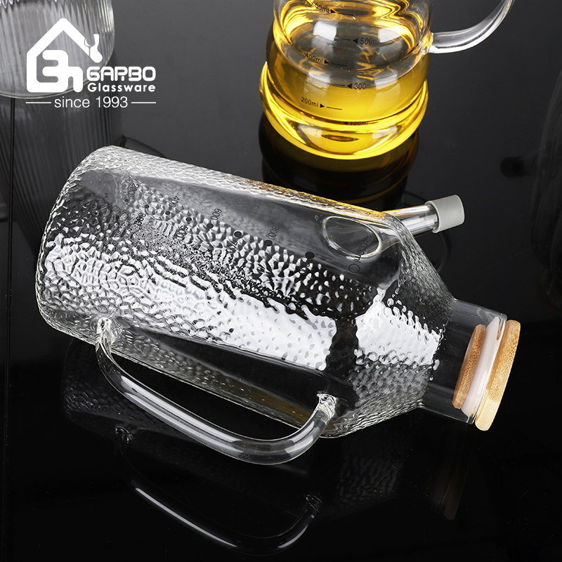 Kitchenware Glass Oil Bottle with Decal Borosilicate Glass Portable Water Bottle with Handle OEM Design Oil Bottom