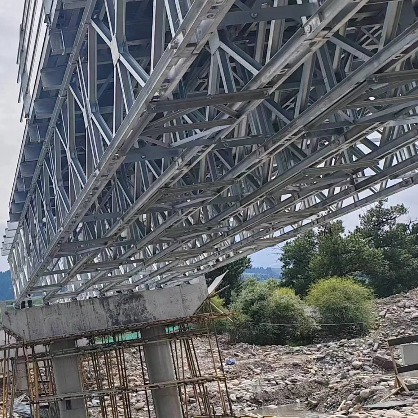 Innovative Temporary Modular Bridge Solutions for Quick Access