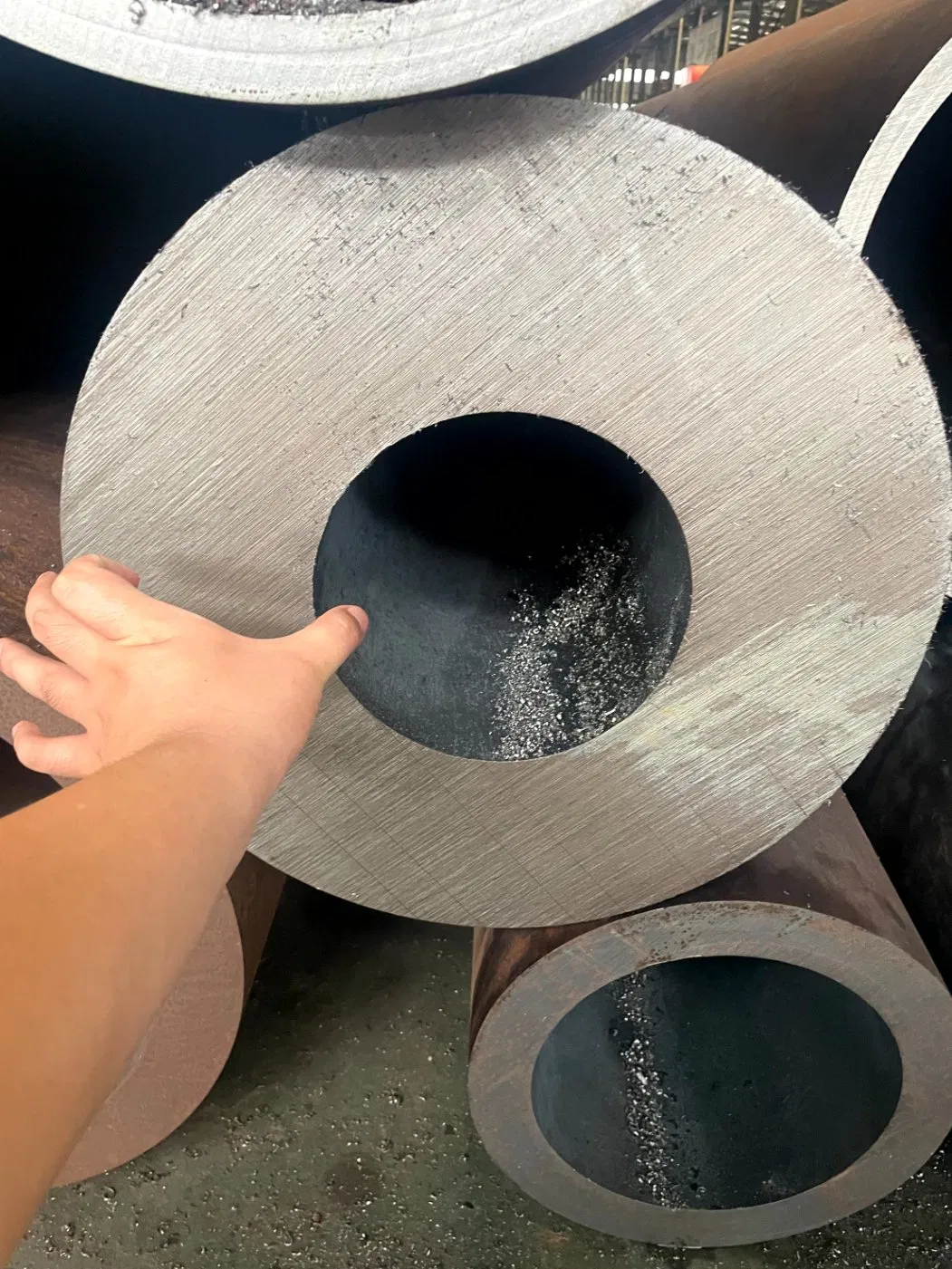 Non - Magnetic, Anti - Vibration, Energy - Saving, Anti - Microbial Seamless Square Steel Pipe for Oil Storage Tanks