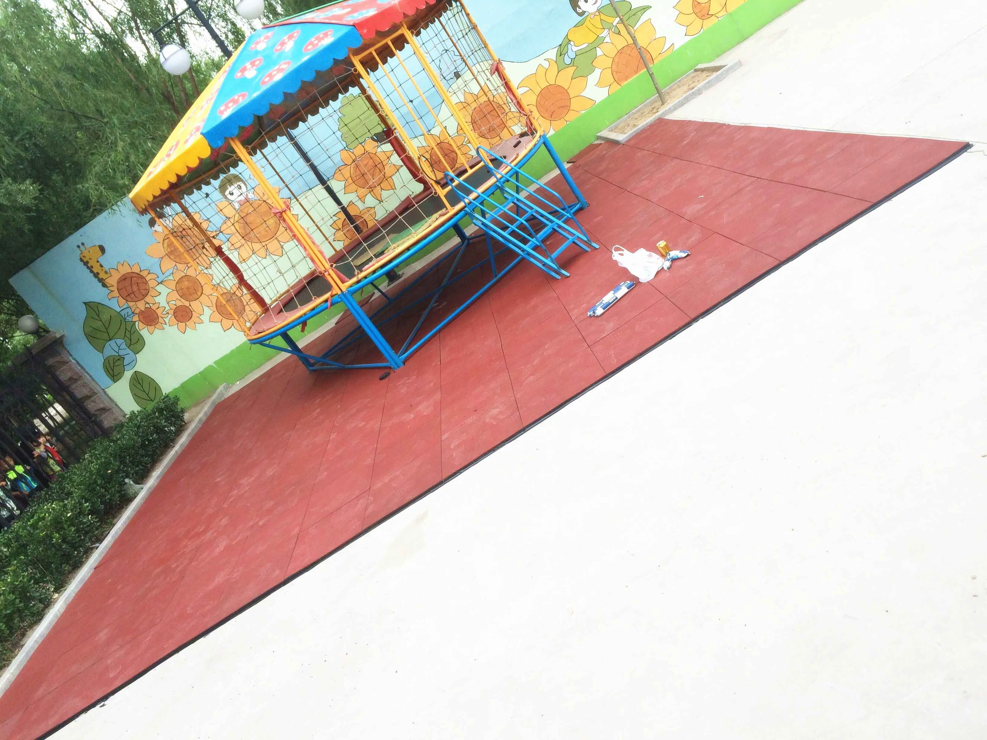 Outdoor Safety Rubber Tiles Mats Floor for Children Playground School/Park Use Rubber Tile Mat