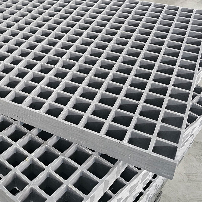 Pultruded FRP Grating China Manufacturer Safe Lightweight Flooring Solution for Cooling Towers Chemical Factories Power Plants Deck