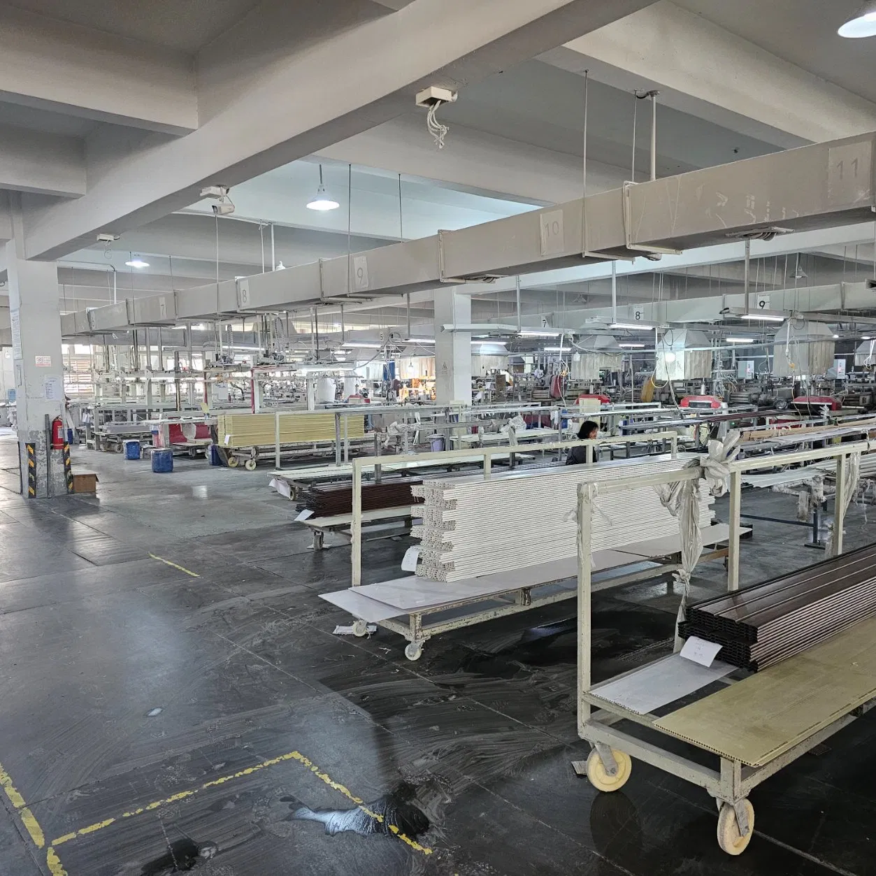 China Supplier House Indoor Wall and Ceiling Premium Flat 200mm PVC Decorative Panel for Stylish Interiors