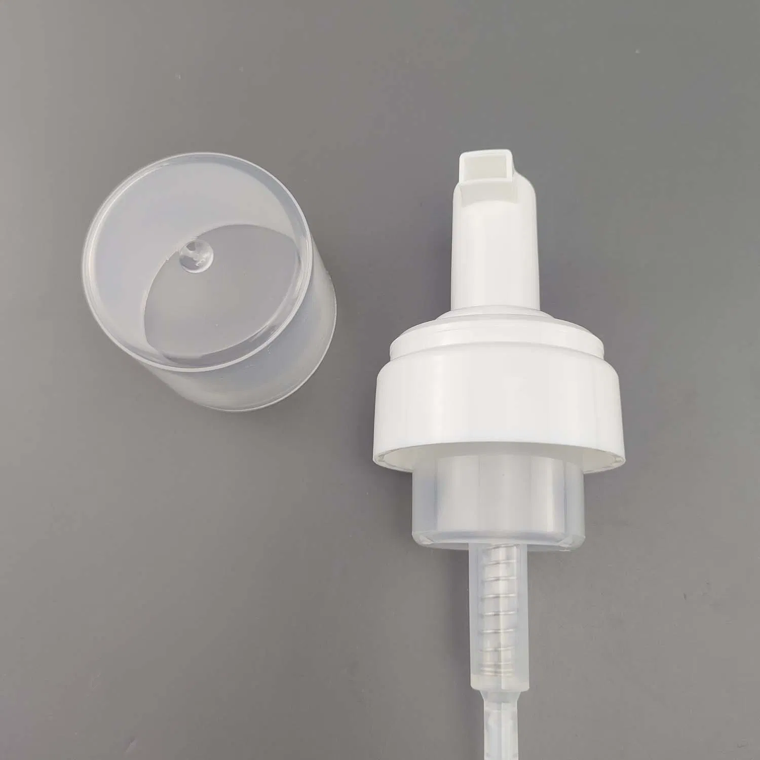 Factory Price 43/410 Hand Press Foam Pump Shampoo Dispenser for Face Wash