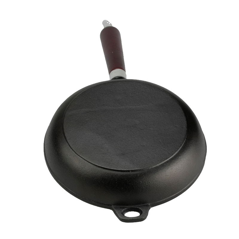 Чугунная сковорода с деревянной ручкой, 26 см