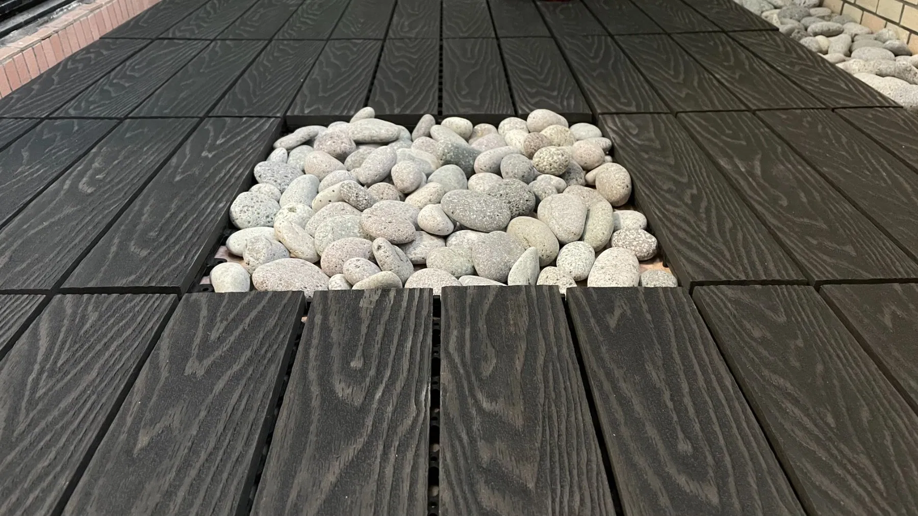 Waterproof UV Resistance DIY WPC Decking Tile