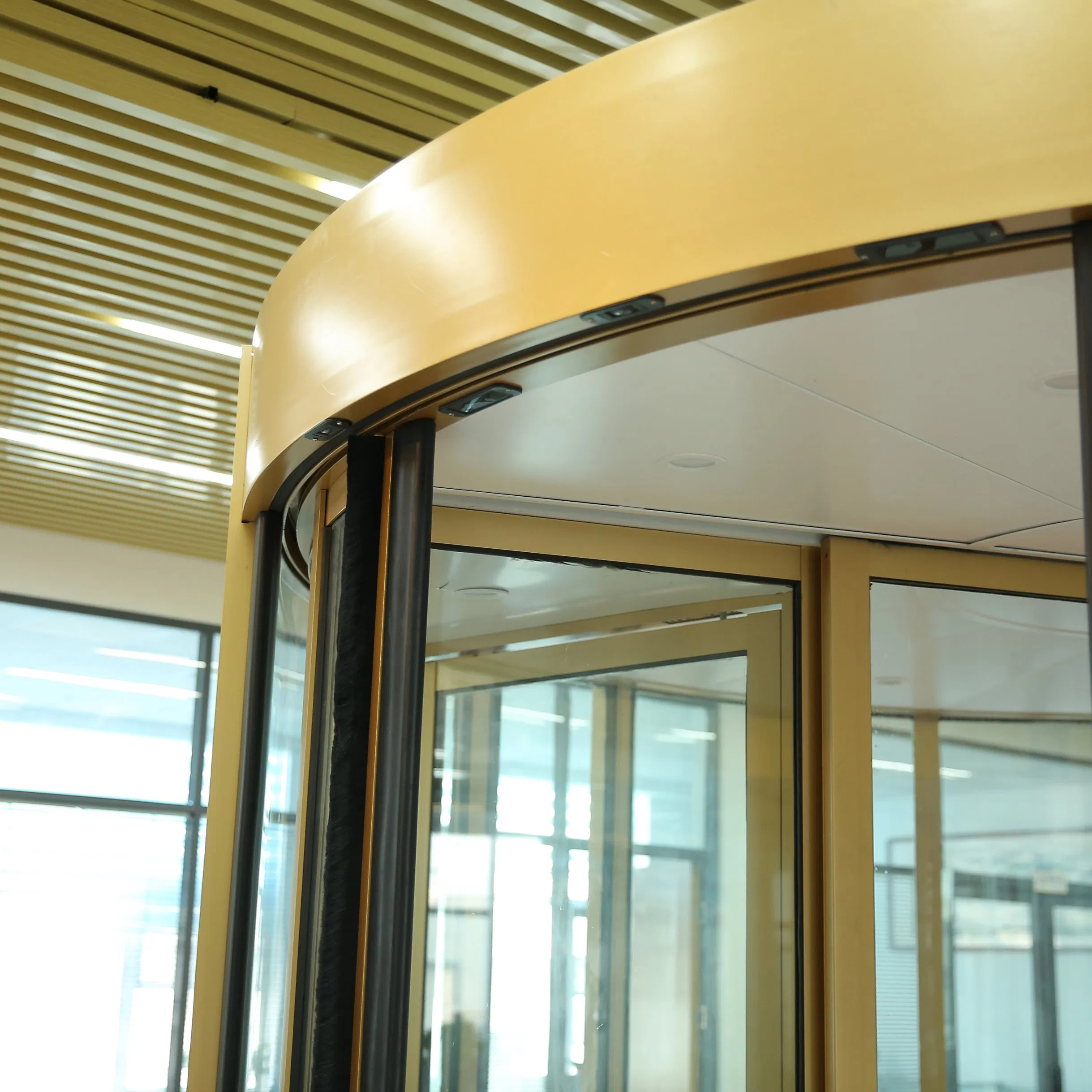 Customized Aluminum Alloy Automatic Revolving Door for Hotel Airport Shopping Mall Hospital Entrance
