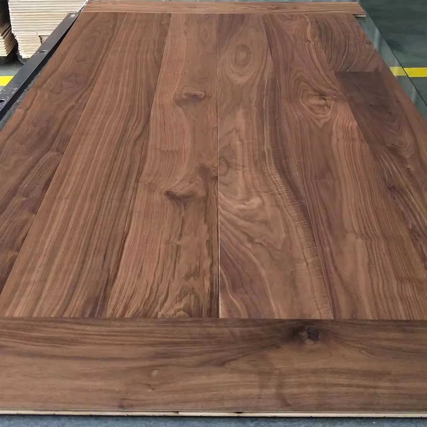 American Oak Engineered Wood Flooring, Ab Grade 3-Layer Hardwood Oak, Prime Black Walnut