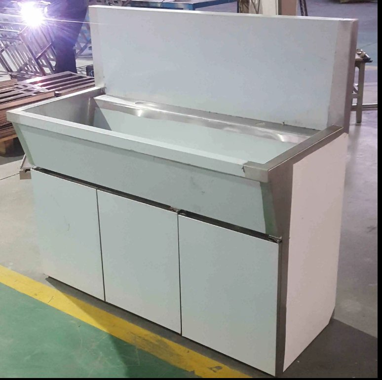 White and Black 304 Medical Stainless Steel Sensor and Knee Scrub Sink
