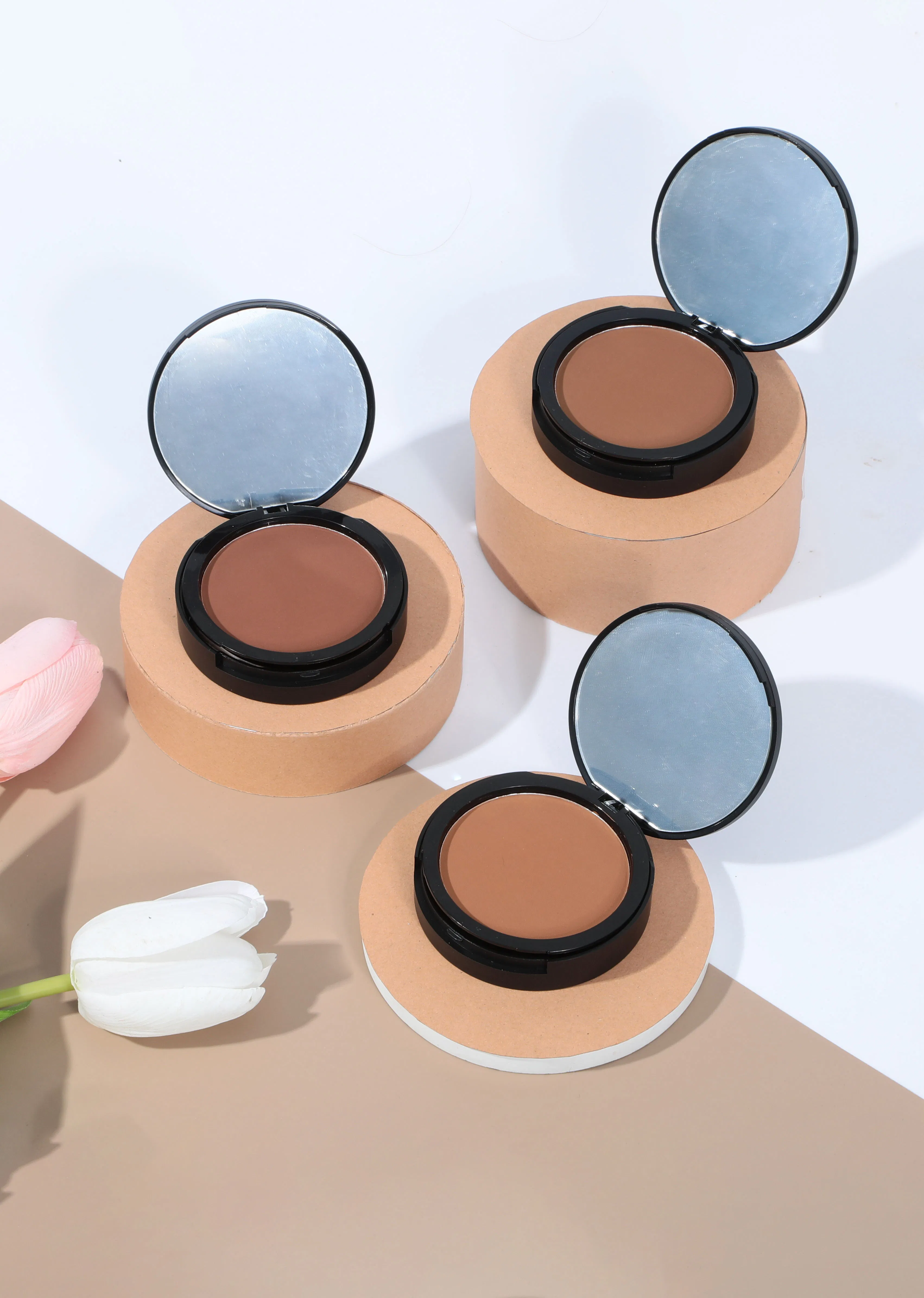 Lightweight Compact Powder with Natural Oil Control Formula