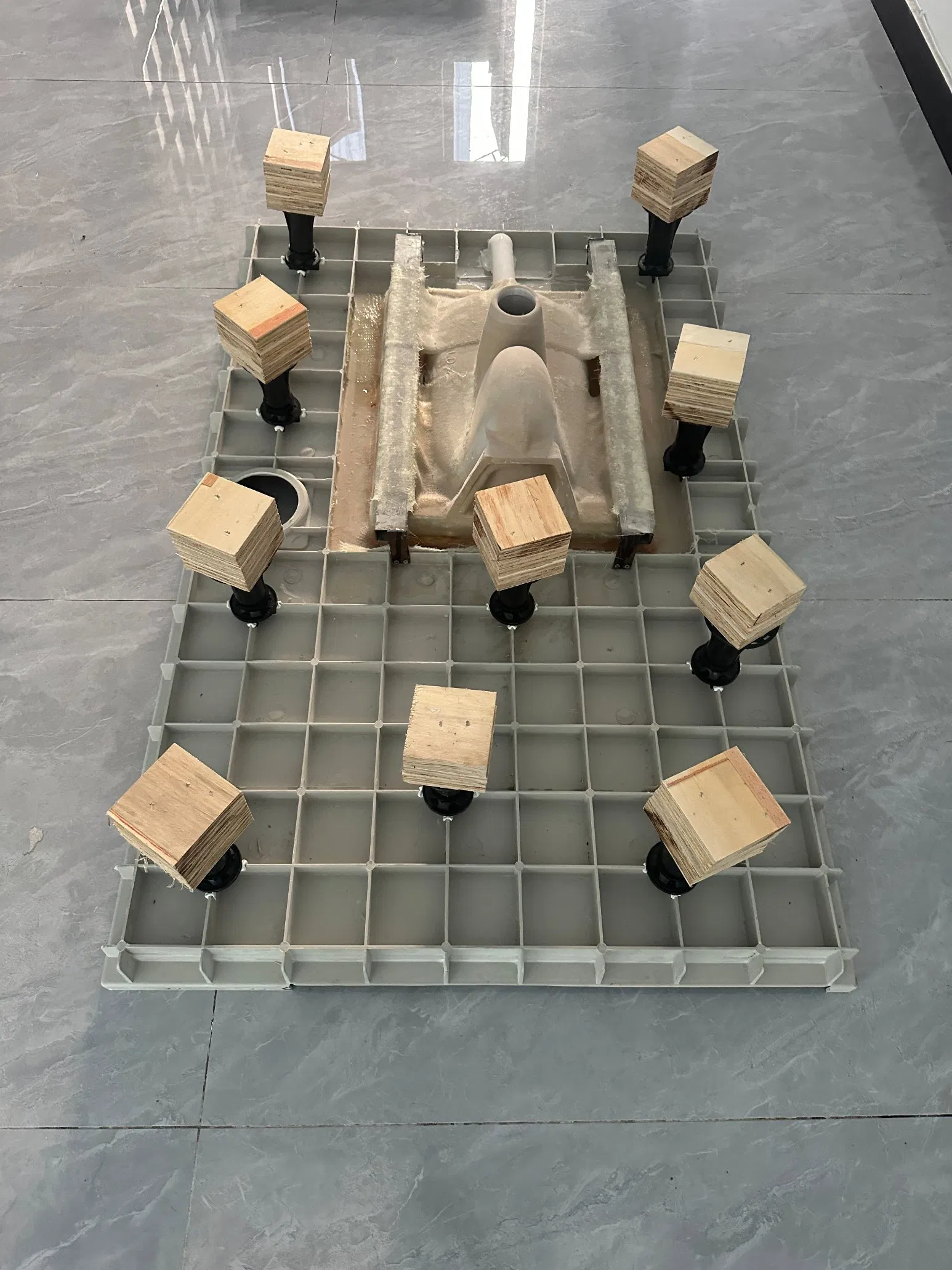 Tongnai Complete Bathroom, Scientific Lighting + Safe Anti-Slip Bathroom Selection