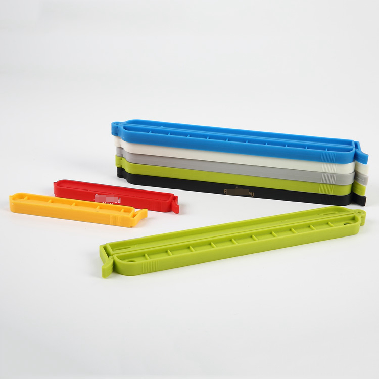 Promotional Gift 22cm Cheap Plastic Clip for Bag