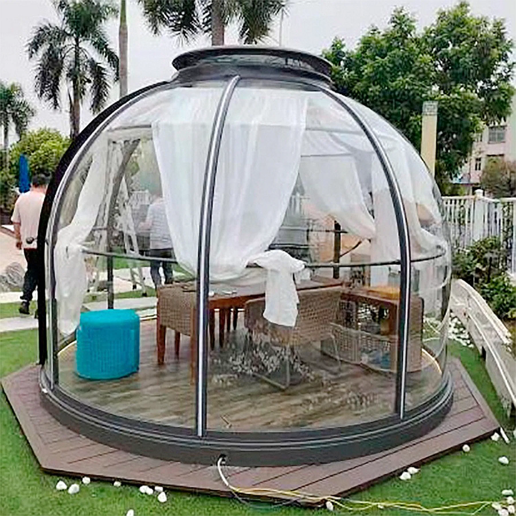 Full Bubble Tent Experience with LED Bald Lighting for Comfort