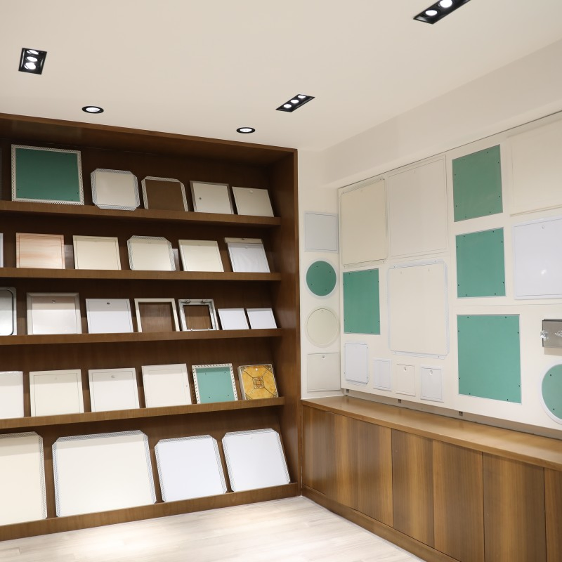 Люк потолочный пластиковый PS белый