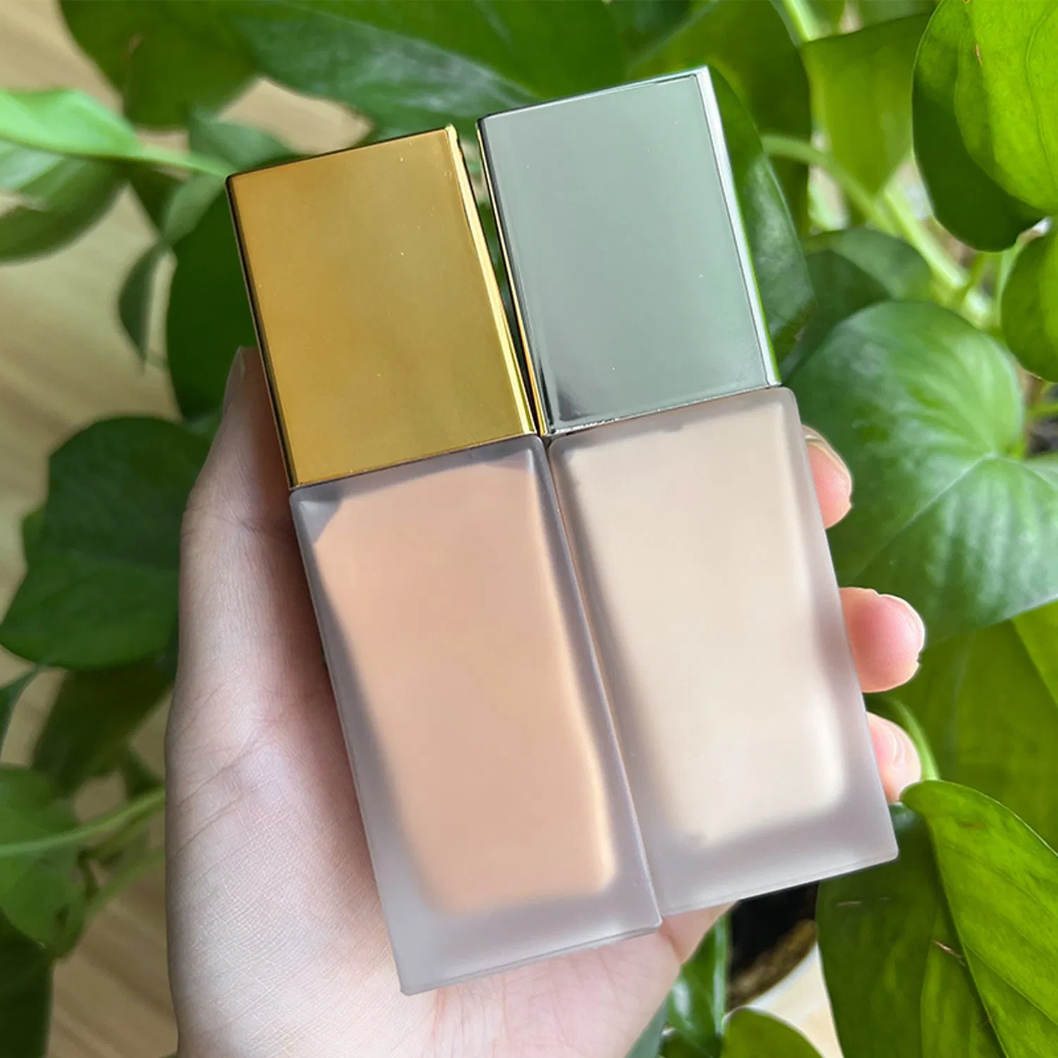 Тональная основа с матирующим эффектом, полное покрытие